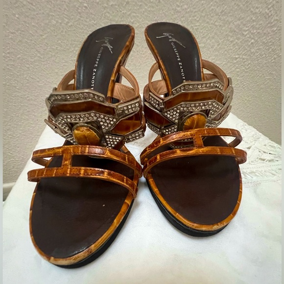Giuseppe Zanotti Design Rhinestones Heels Sandals - Picture 12 of 15